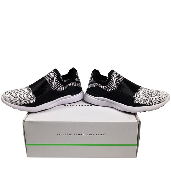 APL‎ Women's Techloom Bliss Slip On Sneakers Black White Ombre Size 5 EUC - Picture 6 of 8